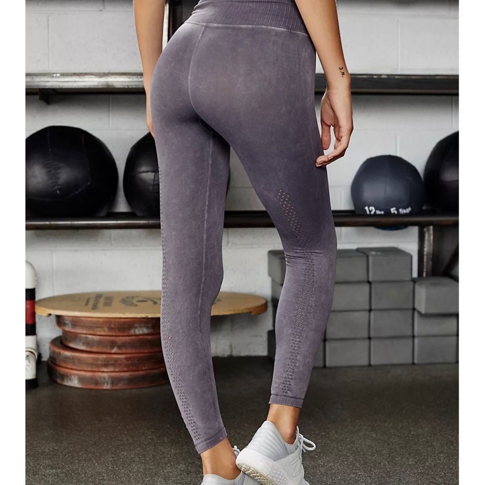 NWOT Free People Good Karma 7/8 Legging XS/S MSRP $158 - Picture 5 of 15